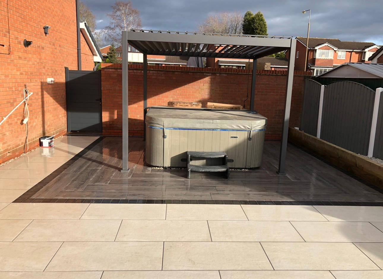 Porcelain Patio with Pergola & Hot Tub